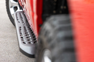 Rough Country RAM 1500 RPT2 Side Steps 2019 - 2022 - Offroad Industries