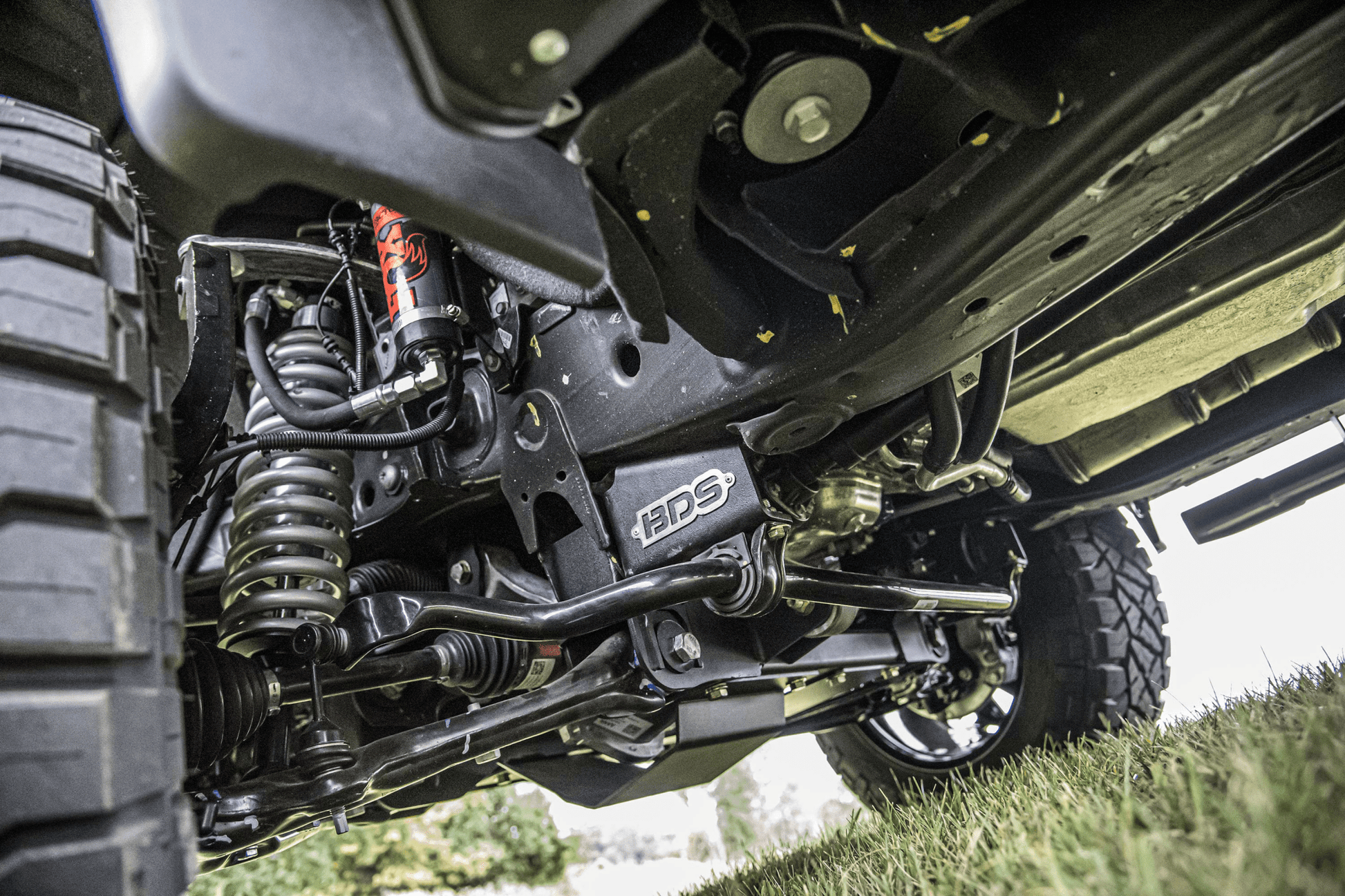 BDS 4 Inch Lift Kit | FOX 2.5 Performance Elite Coil - Over | Chevy Silverado 1500 - Offroad Industries