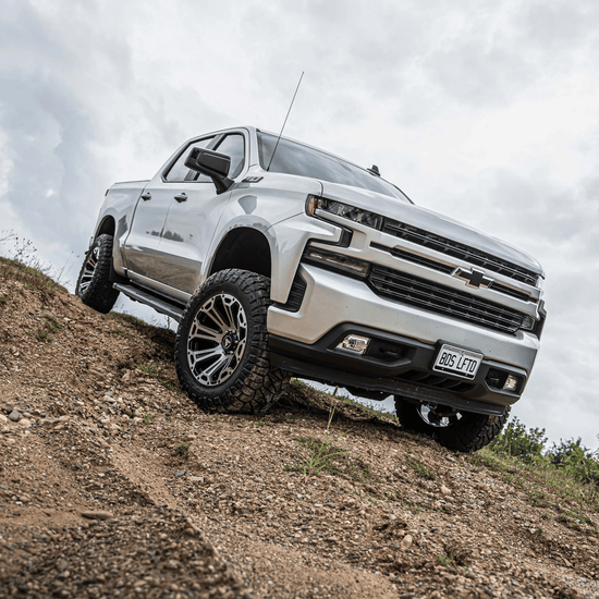BDS 4 Inch Lift Kit | FOX 2.5 Performance Elite Coil - Over | Chevy Silverado 1500 - Offroad Industries