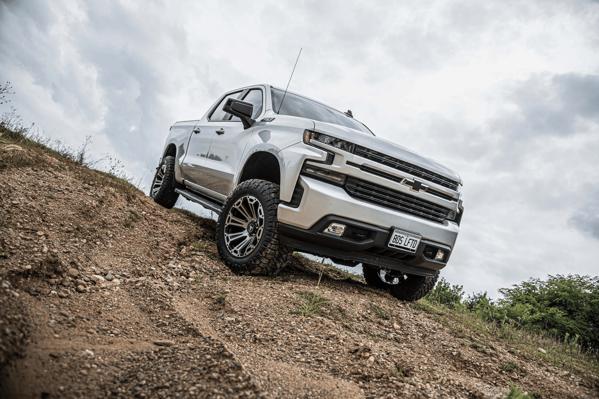 BDS 4 Inch Lift Kit | FOX 2.5 Performance Elite Coil - Over | Chevy Silverado 1500 - Offroad Industries