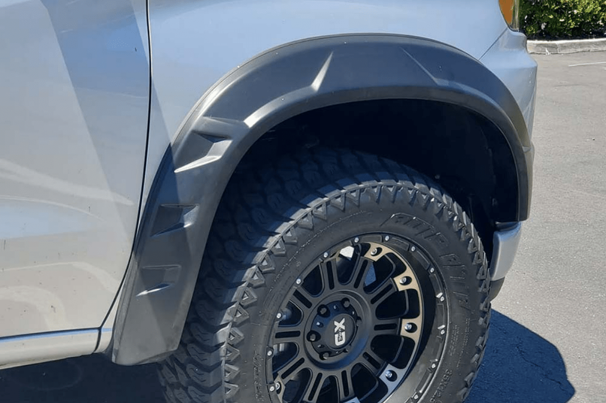Bushwacker DRT Smooth Flares Chevrolet Silverado 1500 2019+ - Offroad Industries