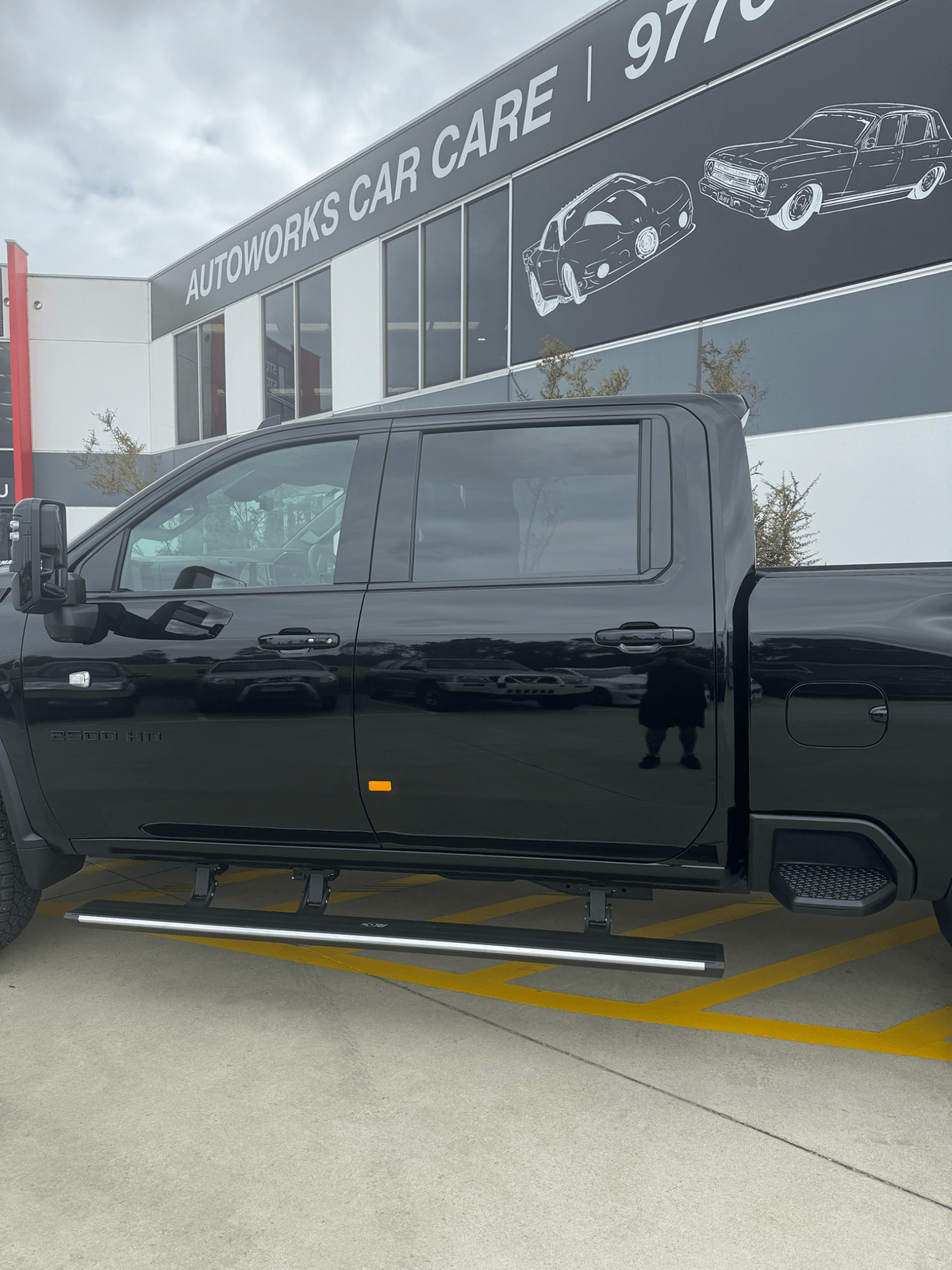 ORI Chevy Silverado 2500HD 2024+ Electric Steps - Offroad Industries
