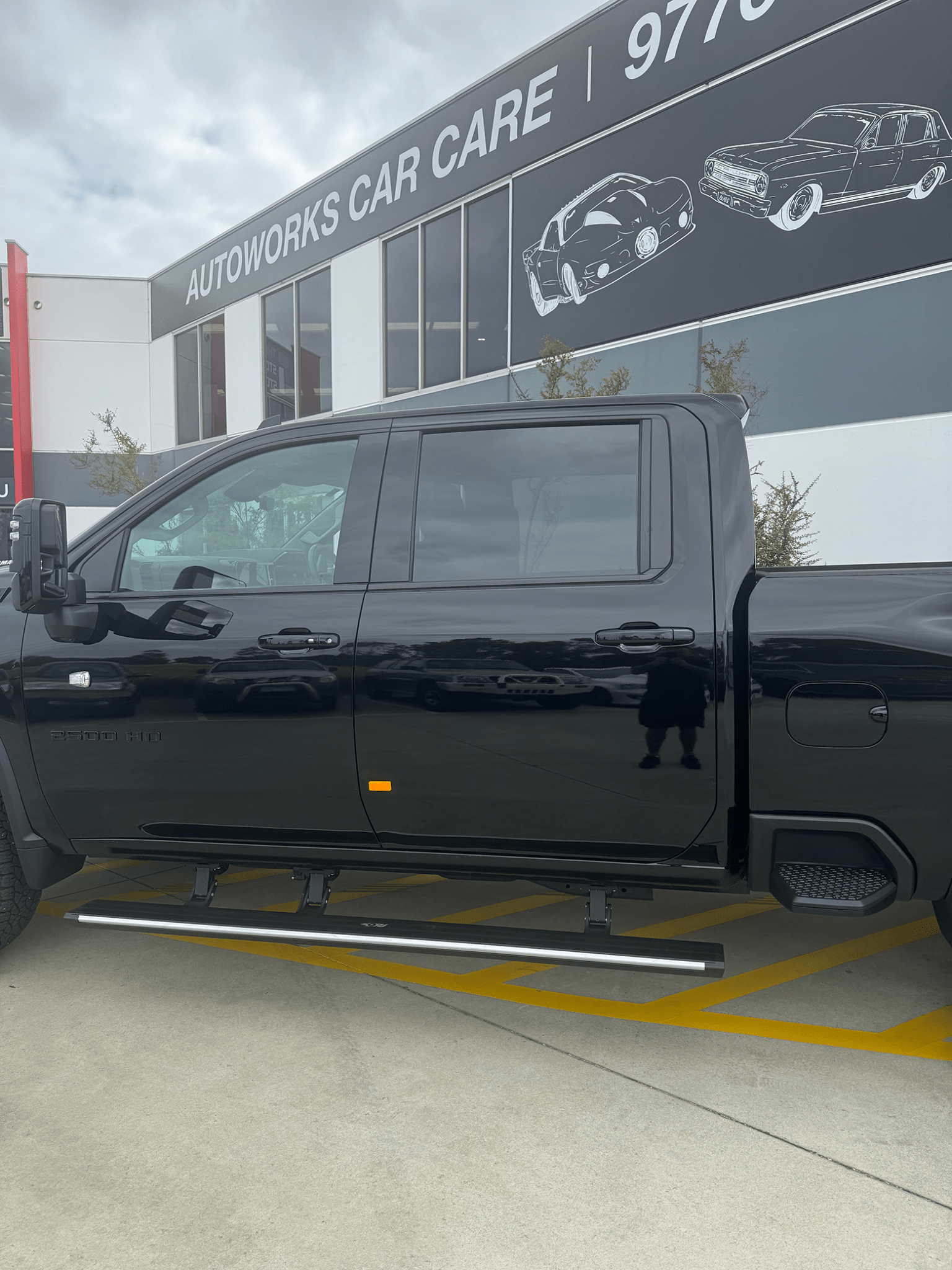 ORI Chevy Silverado 2500HD 2024+ Electric Steps - Offroad Industries