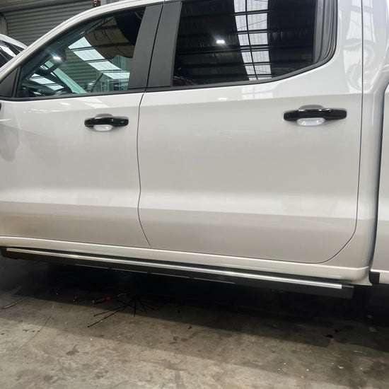 ORI Electric Steps Chevy Silverado ZR2 & LTZ 2023 + - Offroad Industries