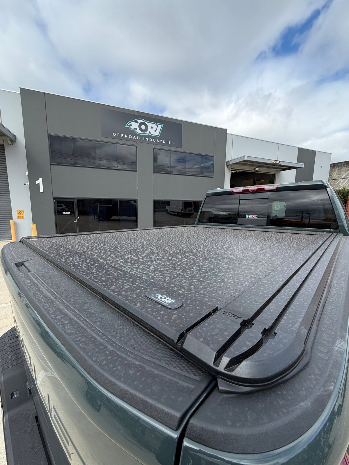 ORI GEN 2 Roller Shutter Chev Silverado 2500HD | GMC Denali 2500HD 2020+ - Offroad Industries