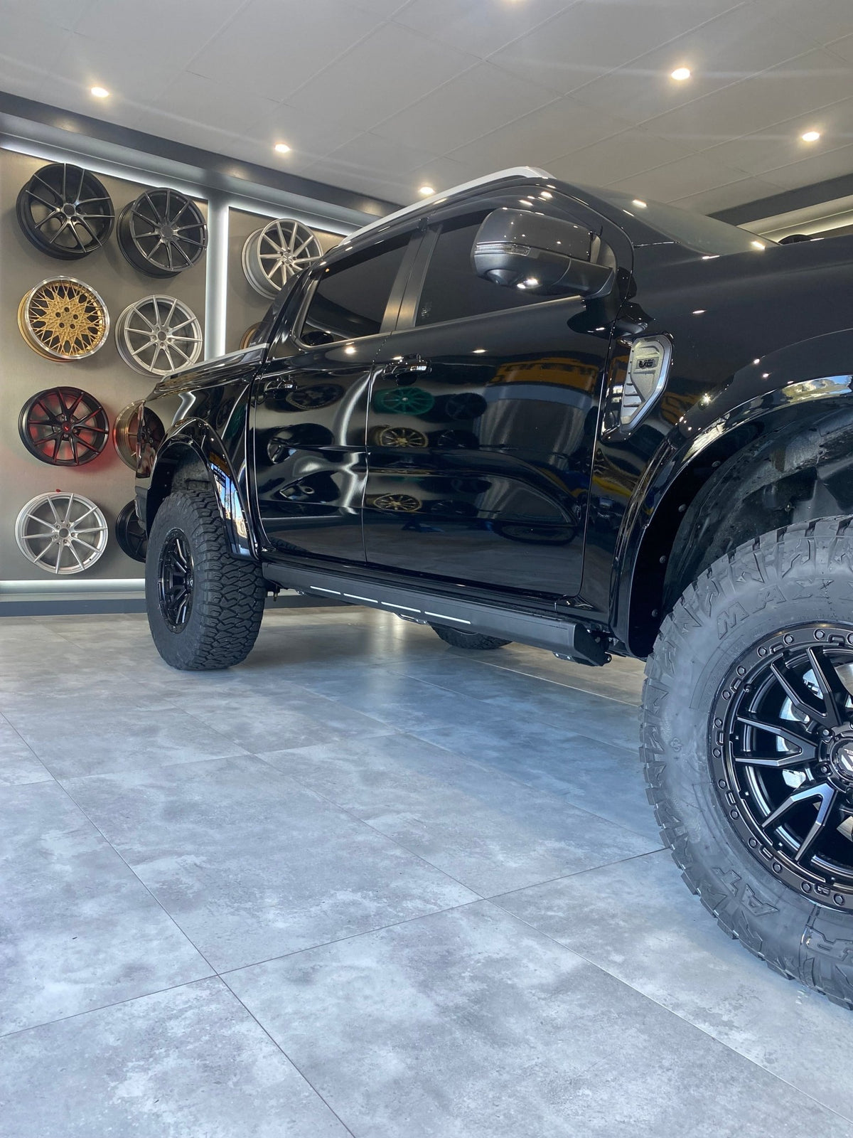 ORI New Ford Ranger & Raptor Electric Steps 2022 - 2024 - Offroad Industries