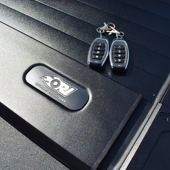 ORI RAM 2500 ROLLER SHUTTER with RAMBOX & Without 6.5' BED - Offroad Industries