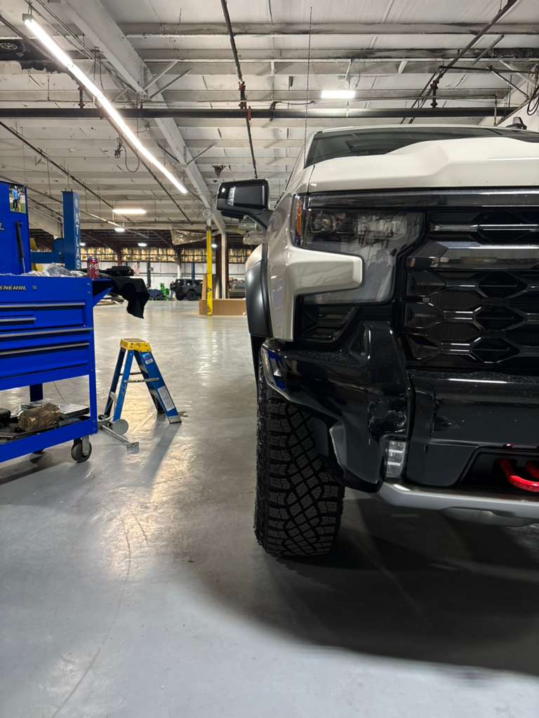 Rough Country Flares Chevy Silverado 1500 ZR2 - Offroad Industries