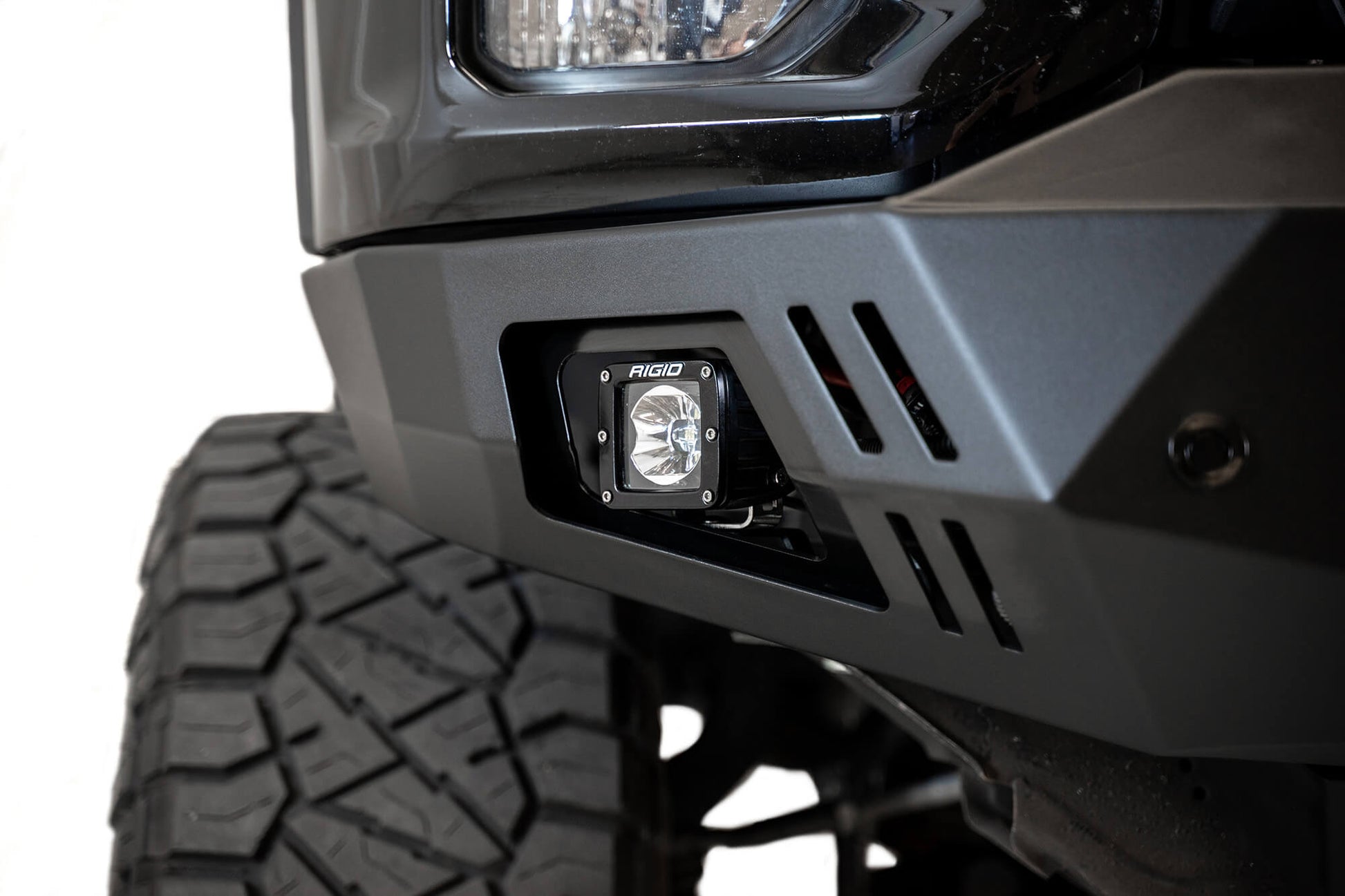 Addictive Desert Designs Chevrolet Silverado 2500HD Stealth Fighter Bull Bar 2020 - 2023 - Offroad Industries