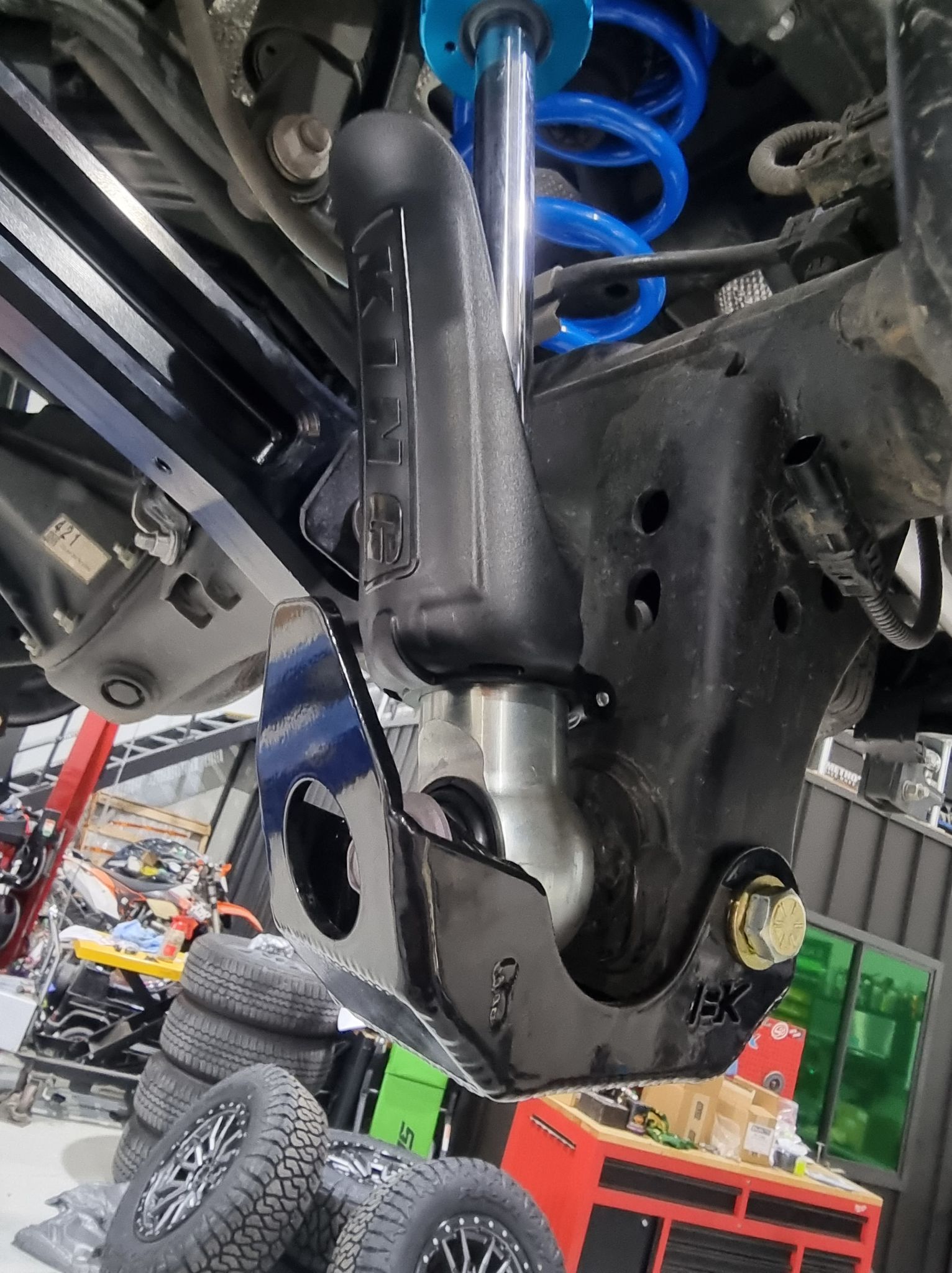 BAJA Kits Toyota Landcrusier LC300 Rear Shock Guards - Offroad Industries