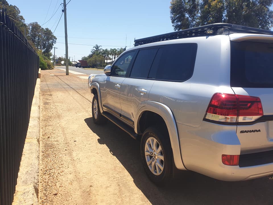 Bushwacker Flares suitable for Toyota Landcruiser 200 series 2007 - 2021 - Offroad Industries