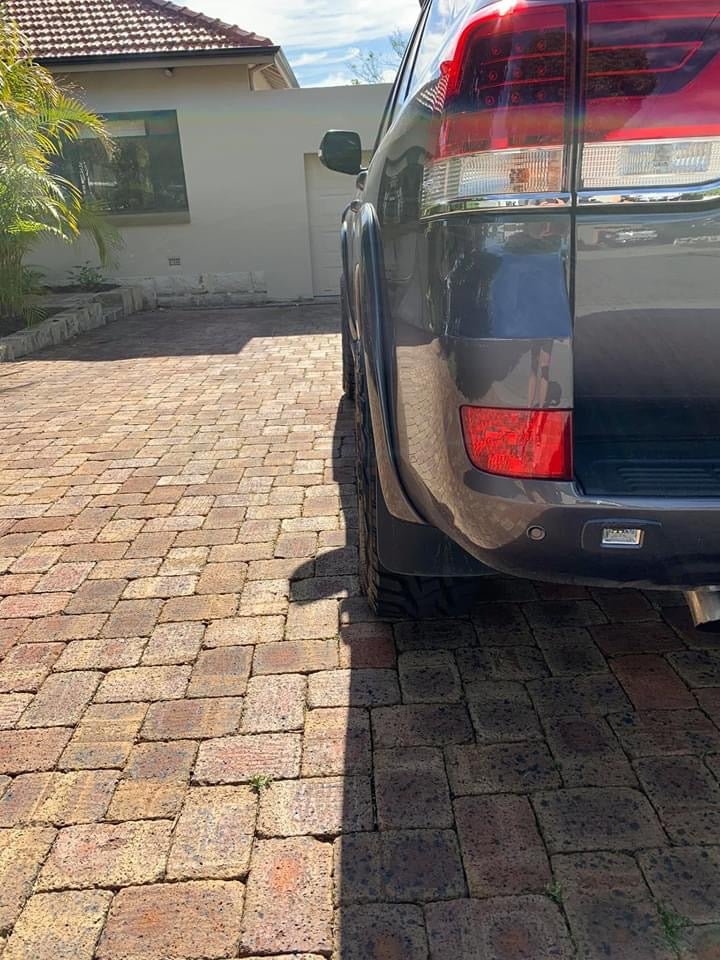 Bushwacker Flares suitable for Toyota Landcruiser 200 series 2007 - 2021 - Offroad Industries