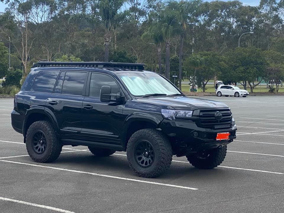 Bushwacker Flares suitable for Toyota Landcruiser 200 series 2007 - 2021 - Offroad Industries