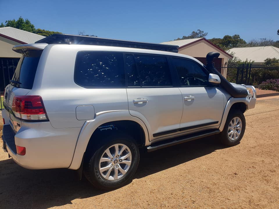 Bushwacker Flares suitable for Toyota Landcruiser 200 series 2007 - 2021 - Offroad Industries