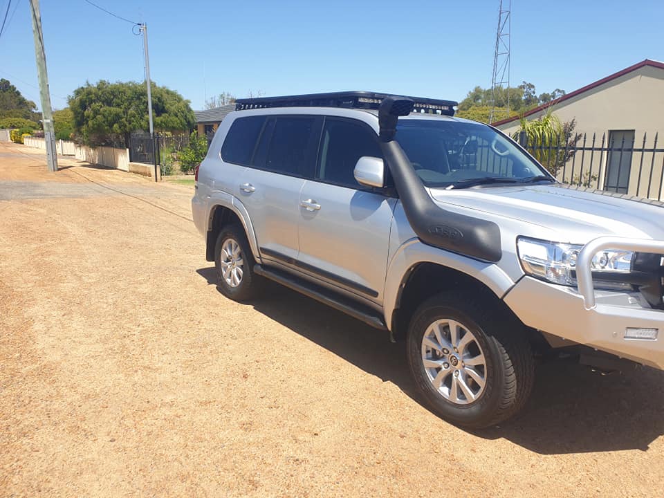 Bushwacker Flares suitable for Toyota Landcruiser 200 series 2007 - 2021 - Offroad Industries