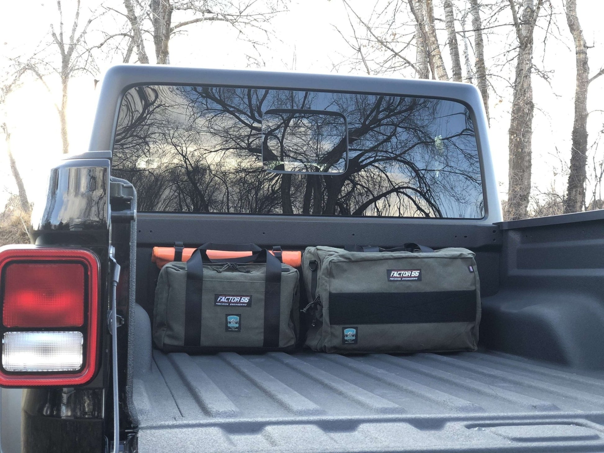 Factor 55 Ultimate Recovery Bag – Medium - Offroad Industries