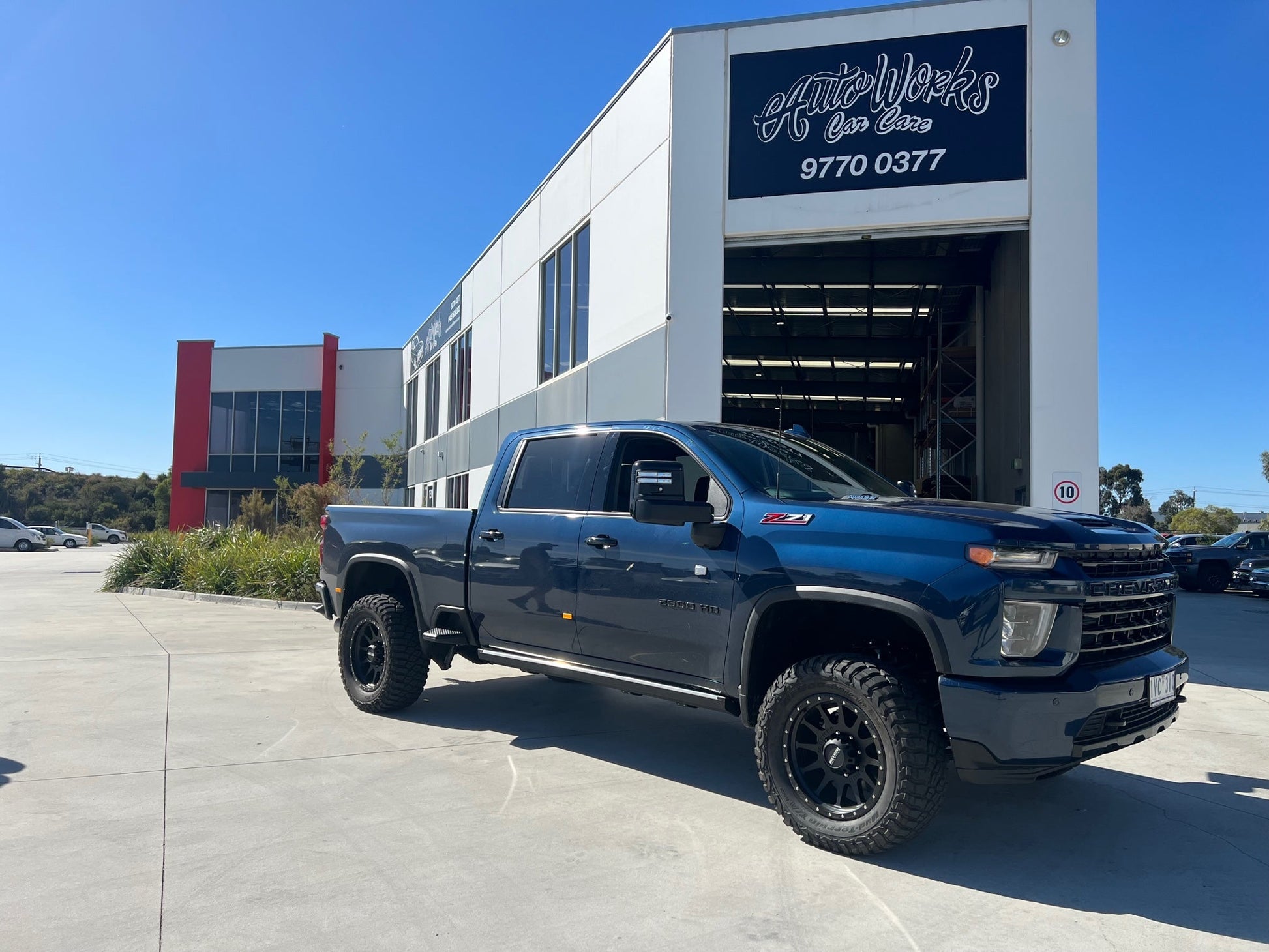 ORI Electric Steps for Chevrolet Silverado 2500HD LTZ 2020 - 2023 - Offroad Industries