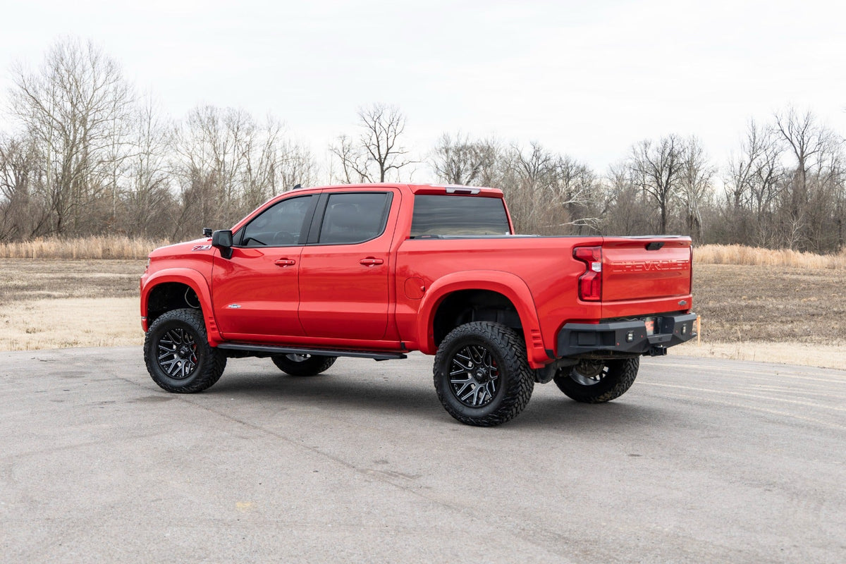 Rough Country RPT2 Side Steps | CHEVY/GMC 1500/2500HD (19 - 23 - Offroad Industries